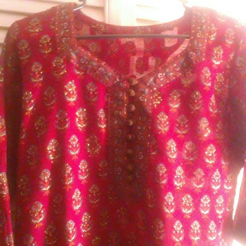 90%off Maroon red and brown kameez.